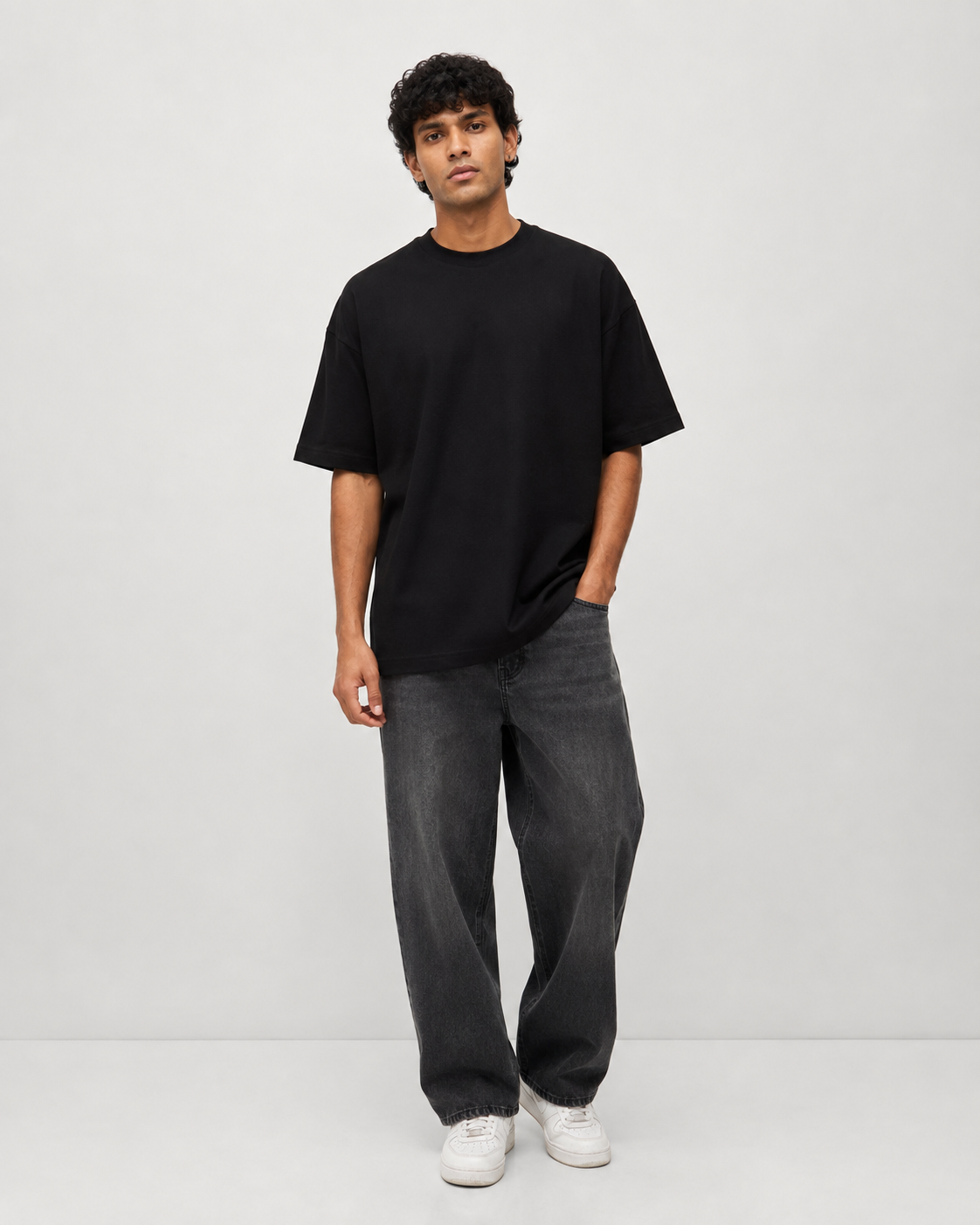 GlobalFits Essential Oversized Tee